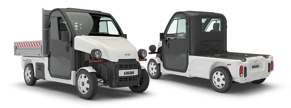 Pulse 4 liten lastbil. Bilden visar arbetsfordon snett framifrån med flak samt snett bakifrån utan flak.